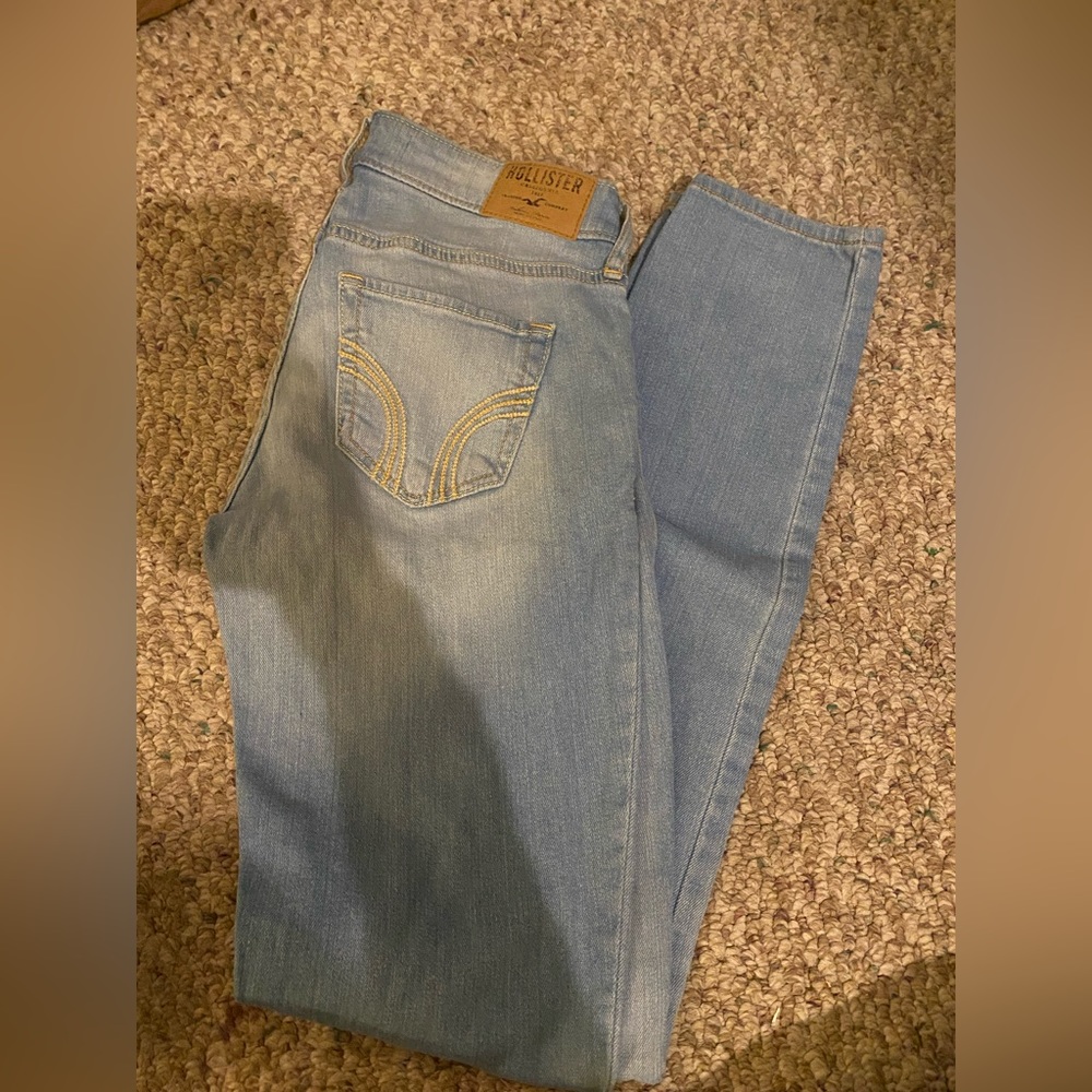 Hollister jeans